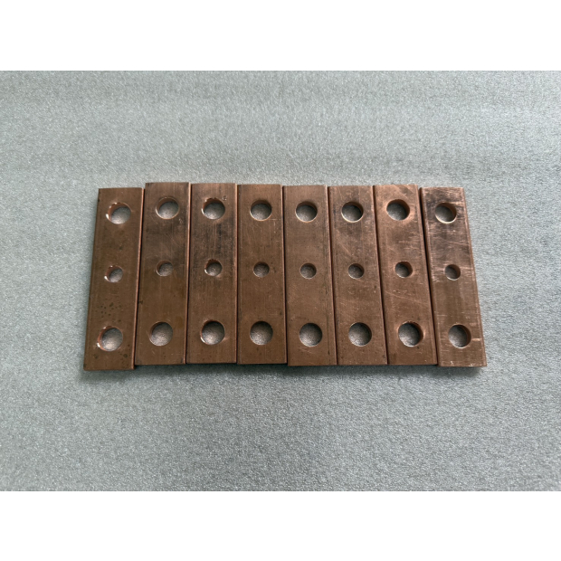 電力設備與配電盤使用之鍍鎳銅排展示