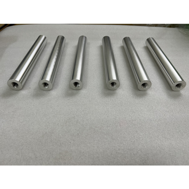 鋁棒鍍錫端面 — 鍍層平整、導電性與焊接性提升